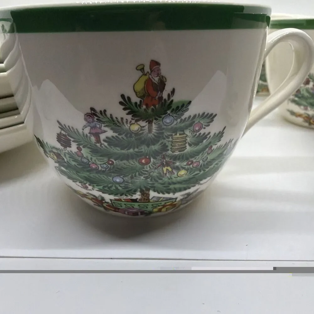 Spode Christmas Tree Cups & Saucers Set Of 7 1980s England (One Cup Has Chip)